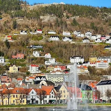 7 Soverom I Hjertet Av Bergen Exterior photo